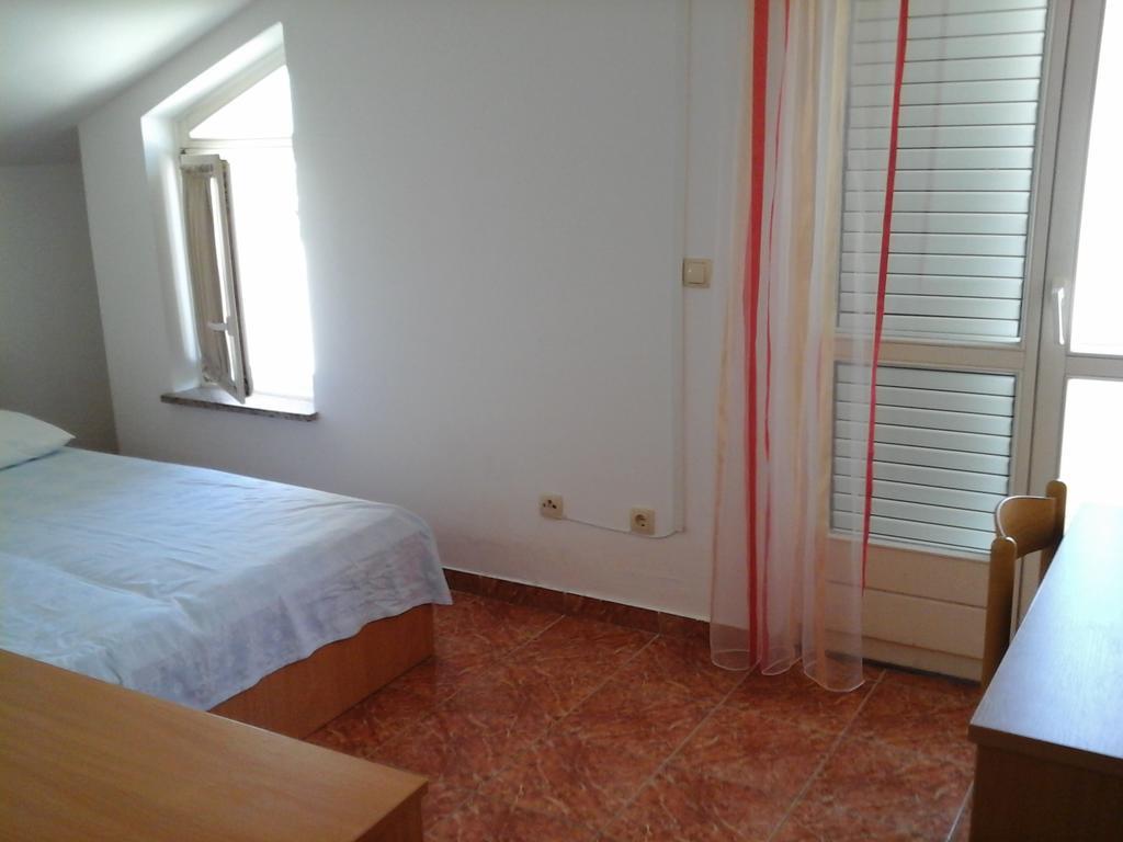 Cosmic Gate Apartments (Adults Only) Novalja Exterior foto